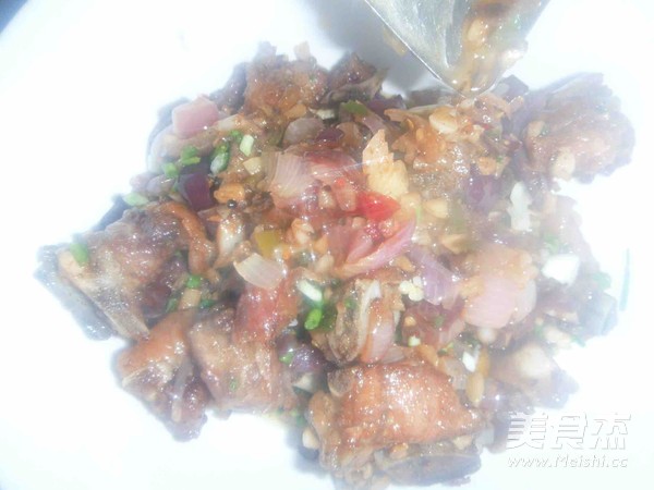 蒜香小排骨的做法