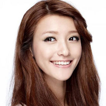 怎样画精致的内眼线