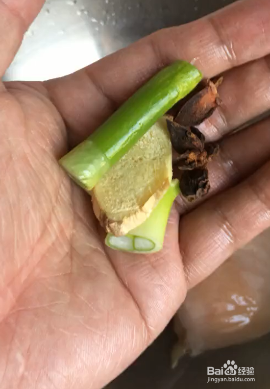 手撕麻辣鸡丝的做法