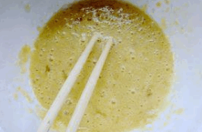 蛋酥香蕉卷的做法