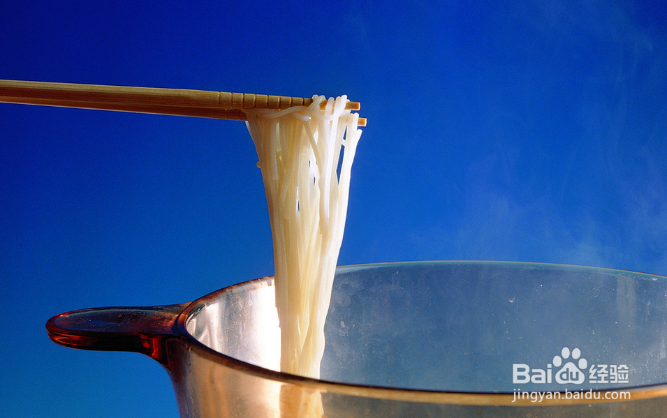 如何自制美味的过桥米线