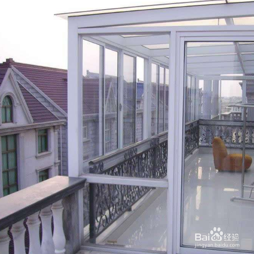 一楼阳台怎么装修防盗