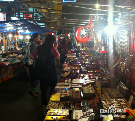 去香港旅游，有哪些好吃好玩的呢？