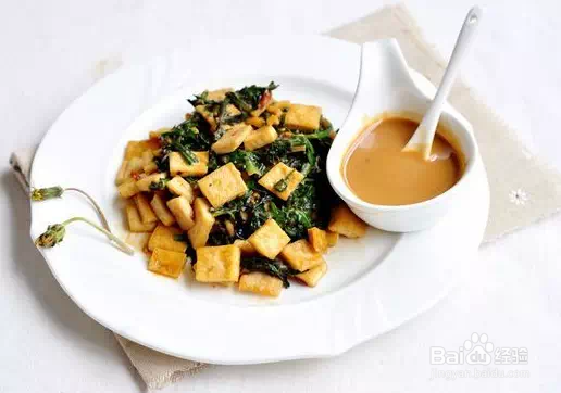 野菜有什么功效野菜蒲公英吃了治妇科病的好处