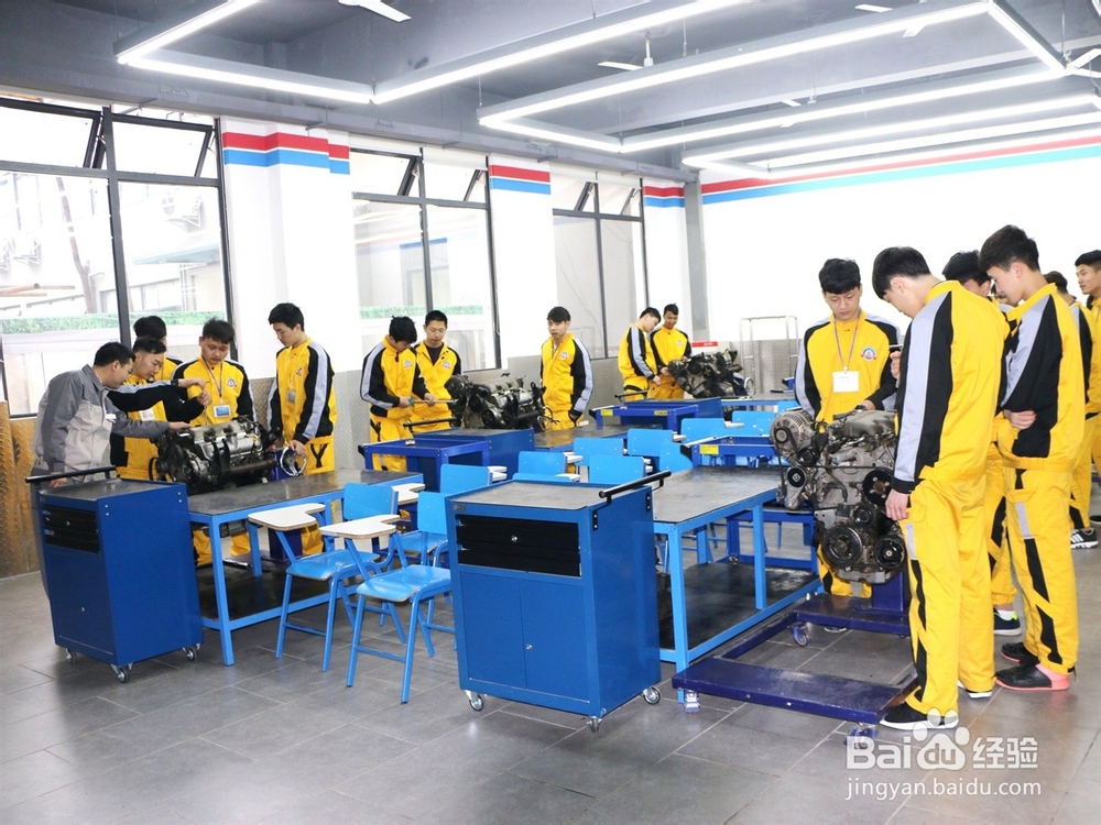 初中毕业生学什么专业好？学汽车修理要多久？