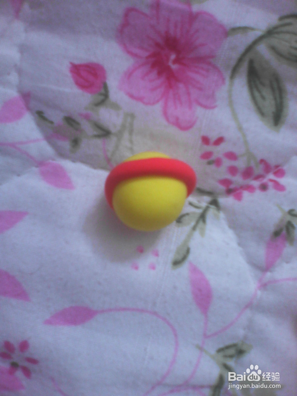 幼儿手工----纸黏土制作弹力球