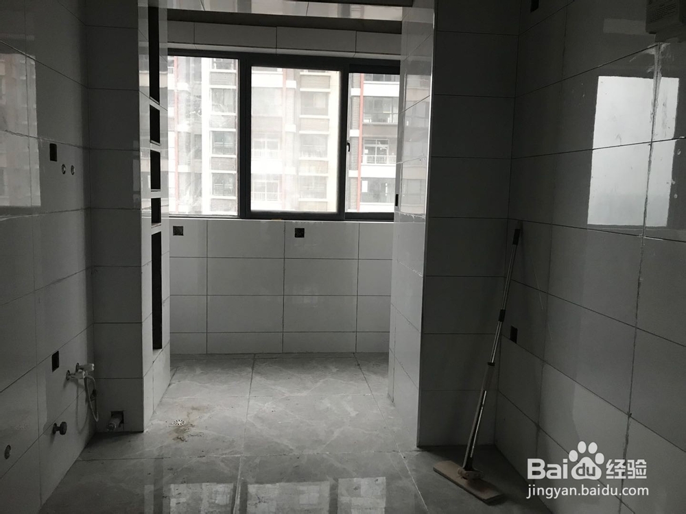 不装吊顶如何装饰得简约美观?