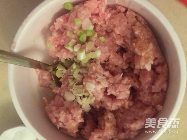 红烧狮子头的做法