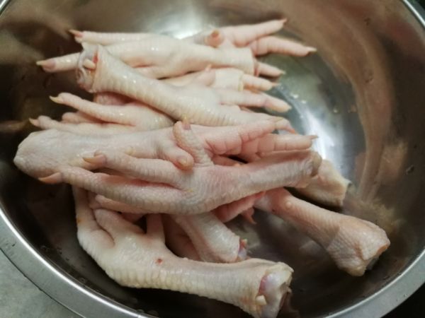 冰镇酸辣爽口柠檬鸡爪