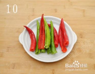 下饭的鸡肉酿青红椒