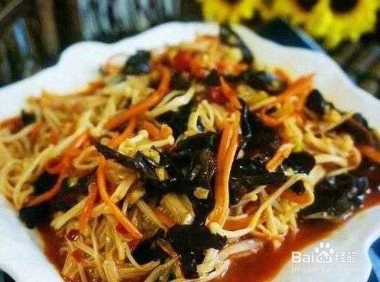 金针菇这样做,酸甜辣相融合,下饭佐酒都不错