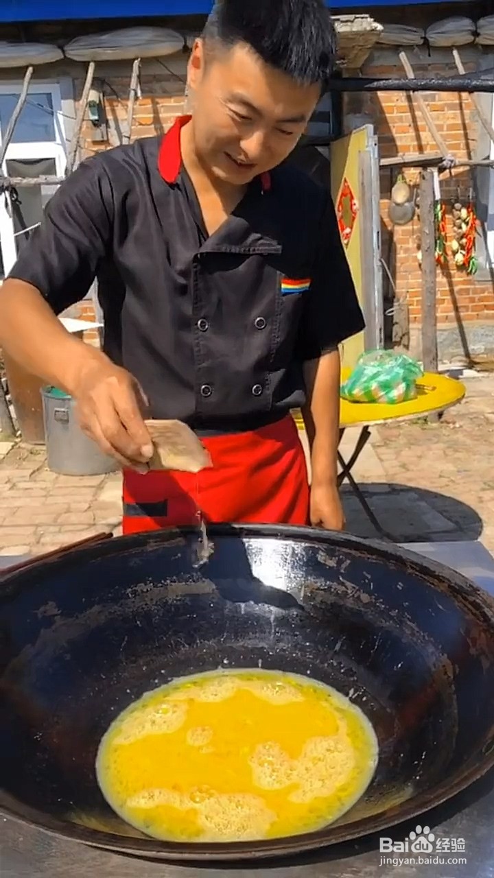 如何制作家庭版的鸡蛋糕？