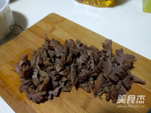 鸡胗拌豆角的做法