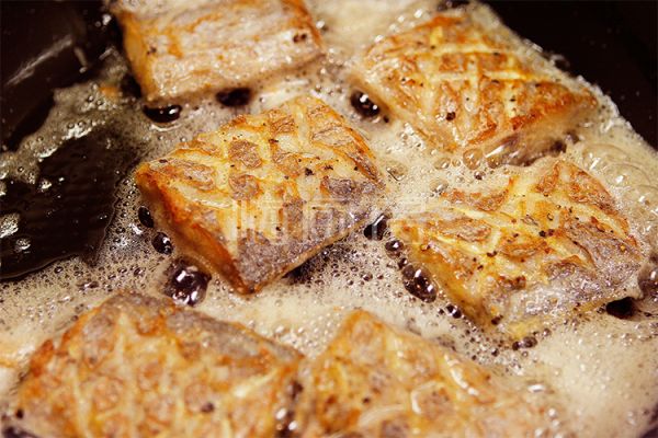 黑椒啤酒炖带鱼