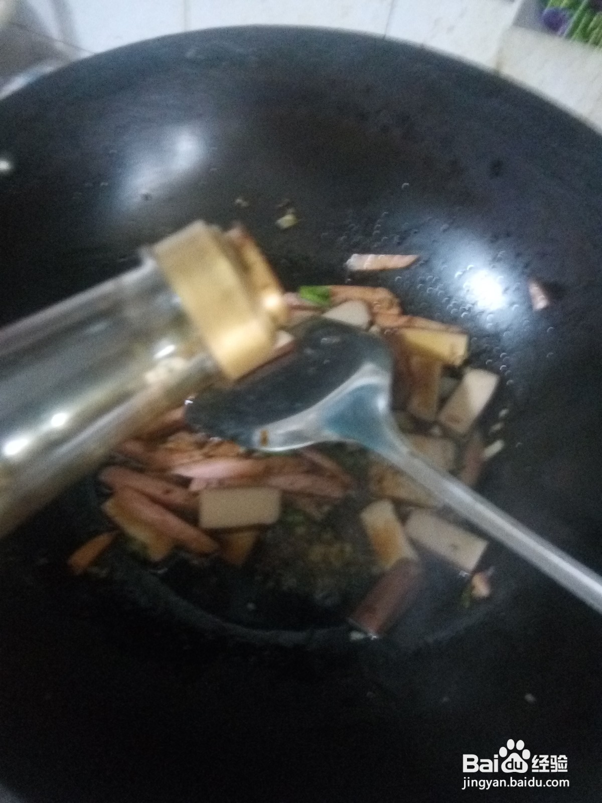 茼蒿鸡蛋干炒小肚