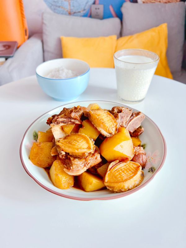 鲍鱼土豆炖排骨