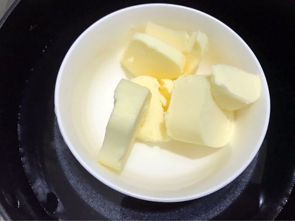 百香果杏仁妙芙蛋糕