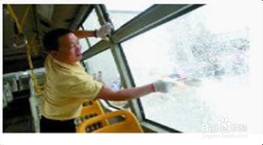 厦门brt爆炸公交车着火如何安全逃生