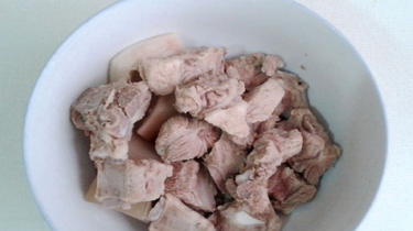 如何做土豆烧排骨