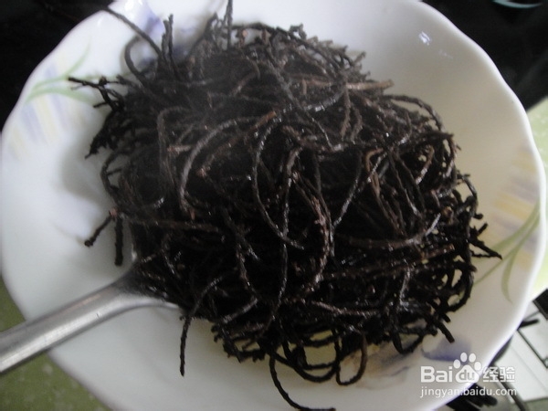 如何凉拌核桃花!