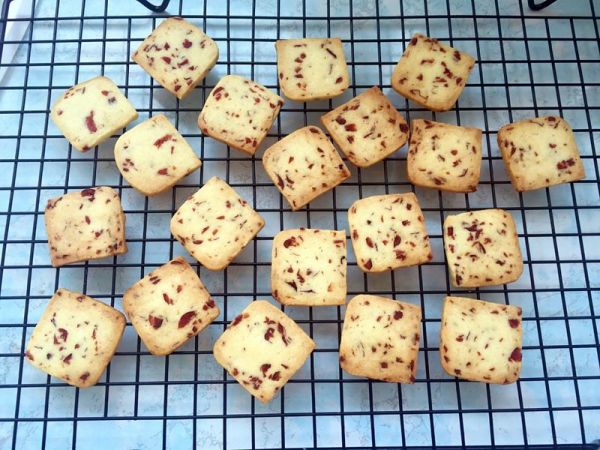 蔓越莓玫瑰花饼干