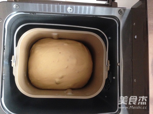 红糖核桃葡萄干吐司