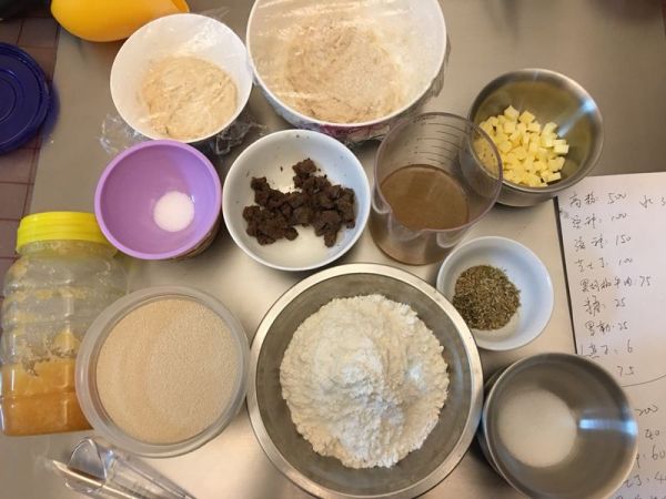 藤椒牛肉芝士面包