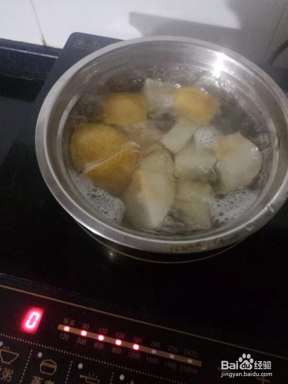 养身饮品之冰糖雪梨水