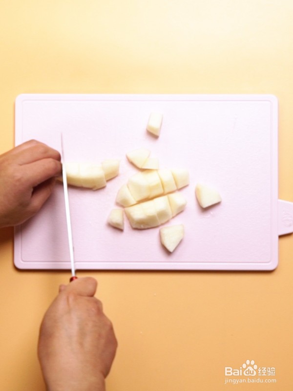 红枣银耳雪梨汤