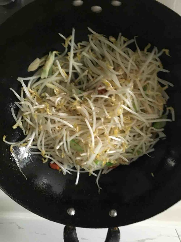 醋溜豆芽的做法