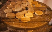 尝一尝各地不同特色的月饼