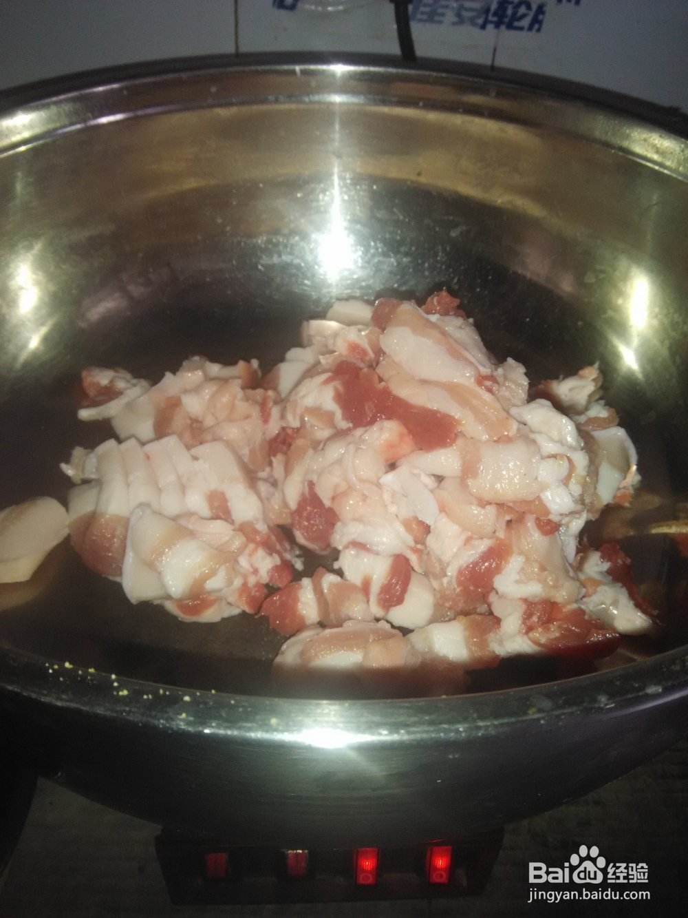 酸菜芯炖猪五花肉冻豆腐