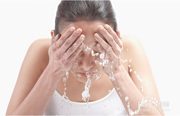 怎样利用白醋美容护肤？