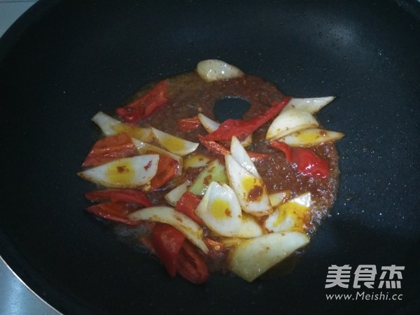 酱爆鱿鱼的做法
