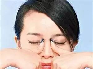 早上起床黄金10分钟该做什么?