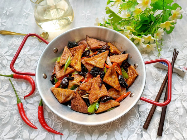 豆腐配木耳营养翻倍