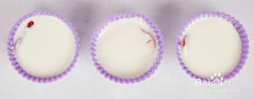 12个月宝宝补钙辅食----草莓酸奶蛋糕