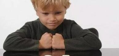 如何培养孩子的自制力