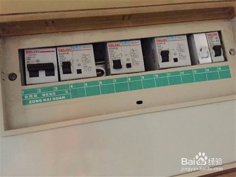 龙卷风来临时怎样保护自己 遭遇龙卷风怎样自救