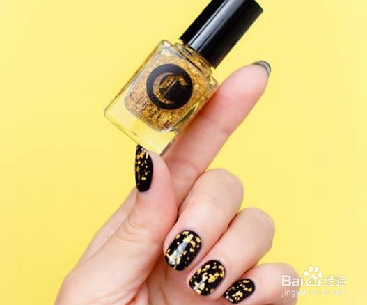 12个秋冬季指甲彩绘灵感 为你带来华丽节日气氛