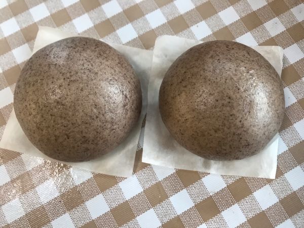 奶香芝麻核桃馒头