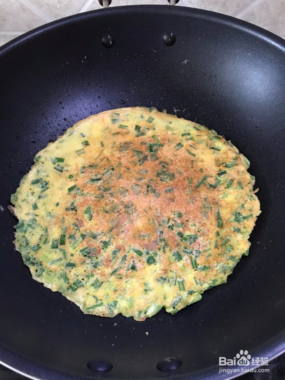 菜与主食合一的韭菜鸡蛋饼