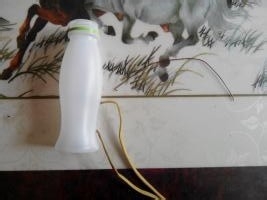 学前班手工：[1]双线拉力器