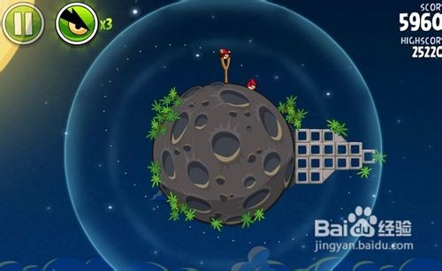 《愤怒的小鸟：太空版》通关技巧