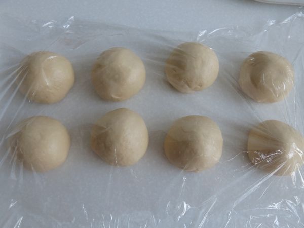 毛毛虫肉松面包