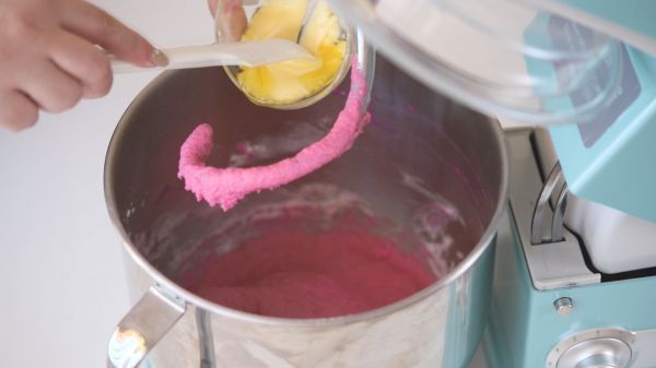 乳酪火龙果软欧包