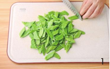 清炒荷兰豆的做法