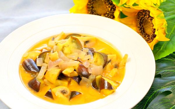 洋葱口蘑煮茄丁