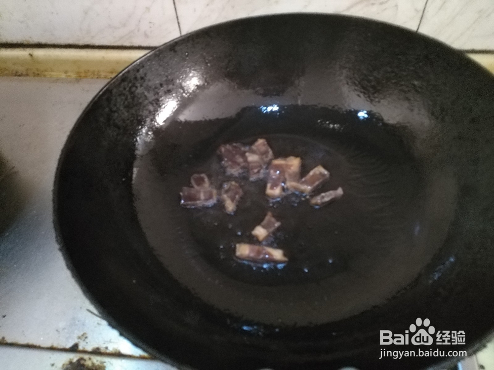 家常白菜炒年糕的做法