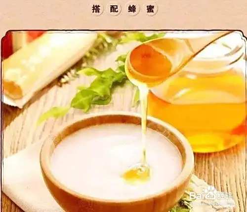 生宝宝前多久喝蜂蜜_宝宝便秘可以喝蜂蜜柚子水吗_宝宝一岁前能喝蜂蜜水吗